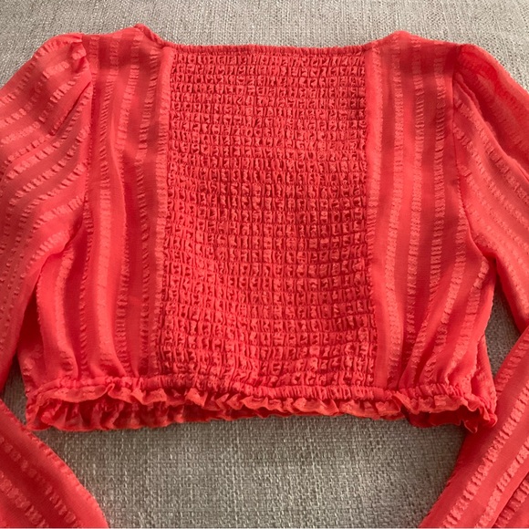 Guess Women's Vibrant Orange square neck long puff sleeve Blouse crop top. - Picture 10 of 10